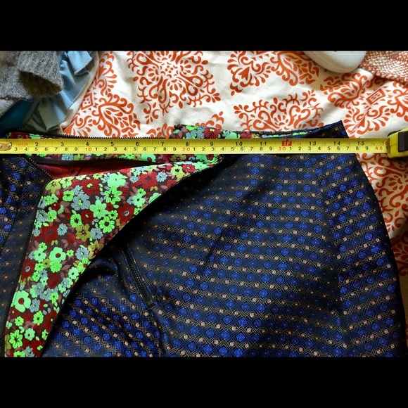 Elizabeth James asymmetric zipper print skirt full - Picture 7 of 7